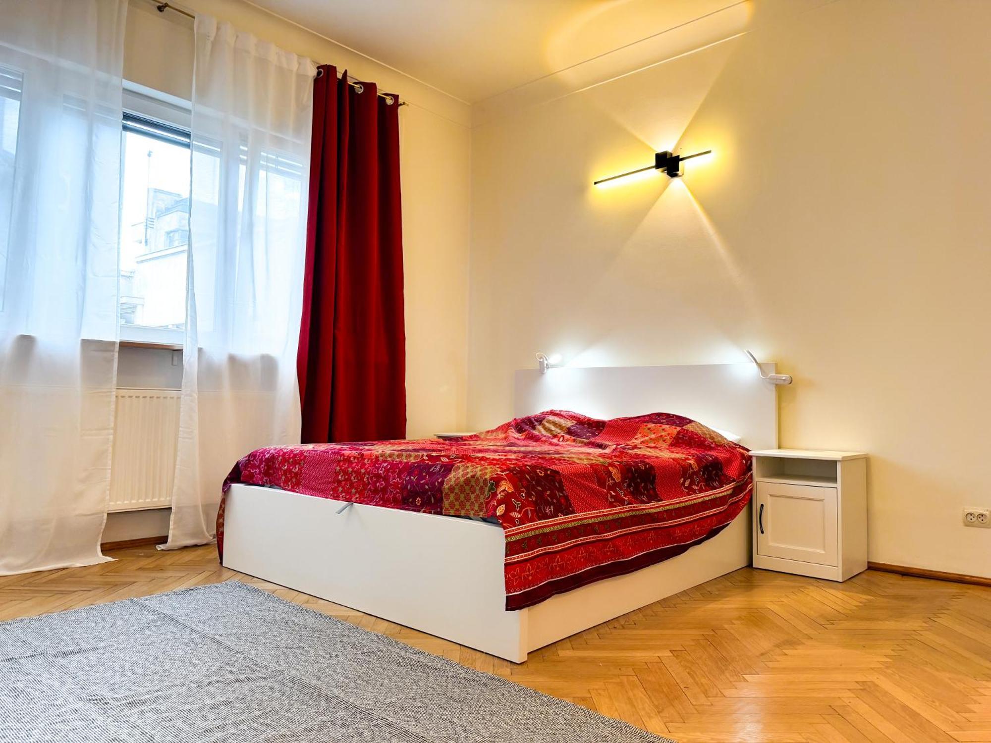 Central Retreat Apartments Bukarest Kültér fotó